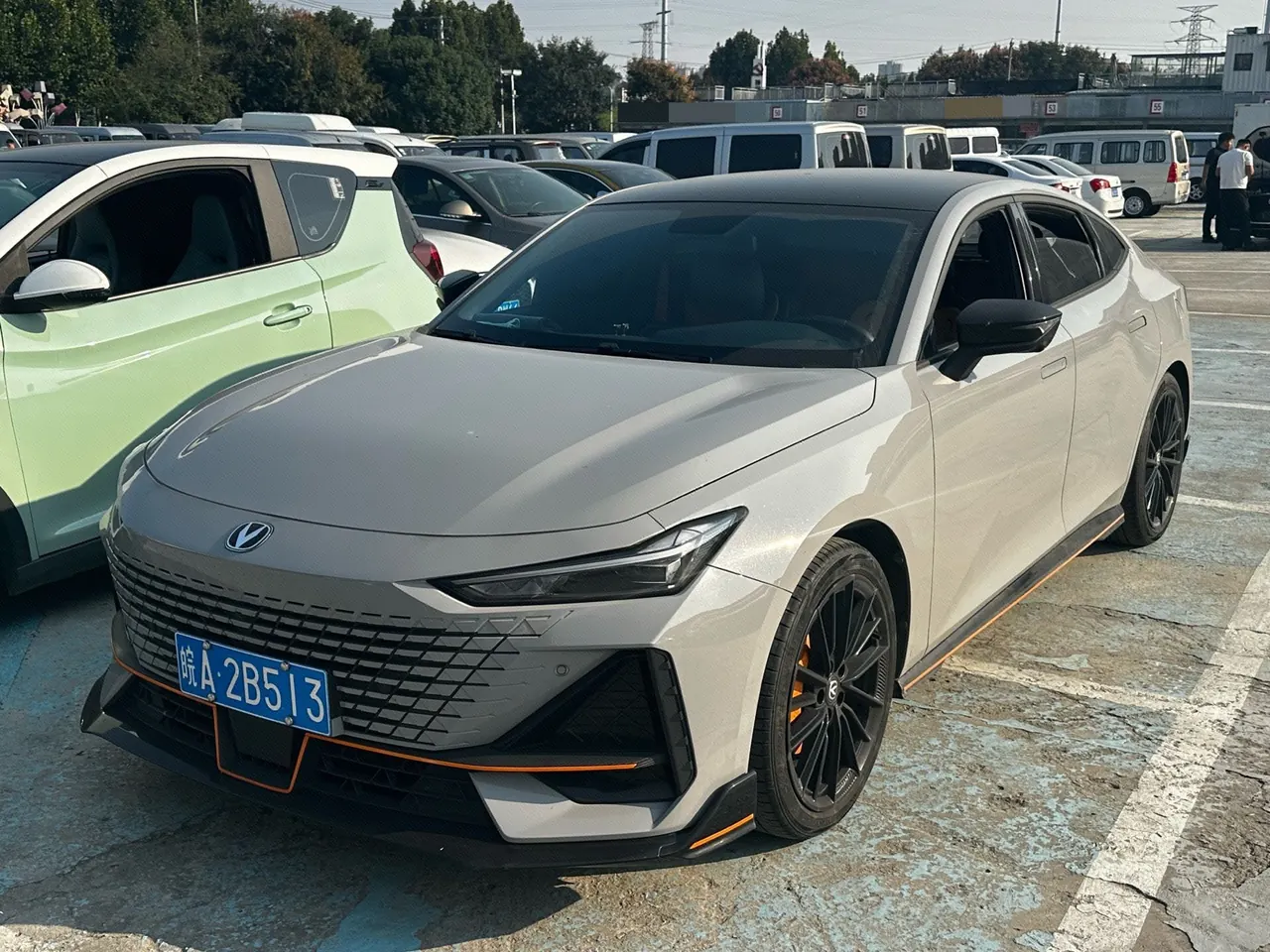 Open image lightbox: ChangAn 2022 UNI-V 1.5T Sports Edition Automatic
