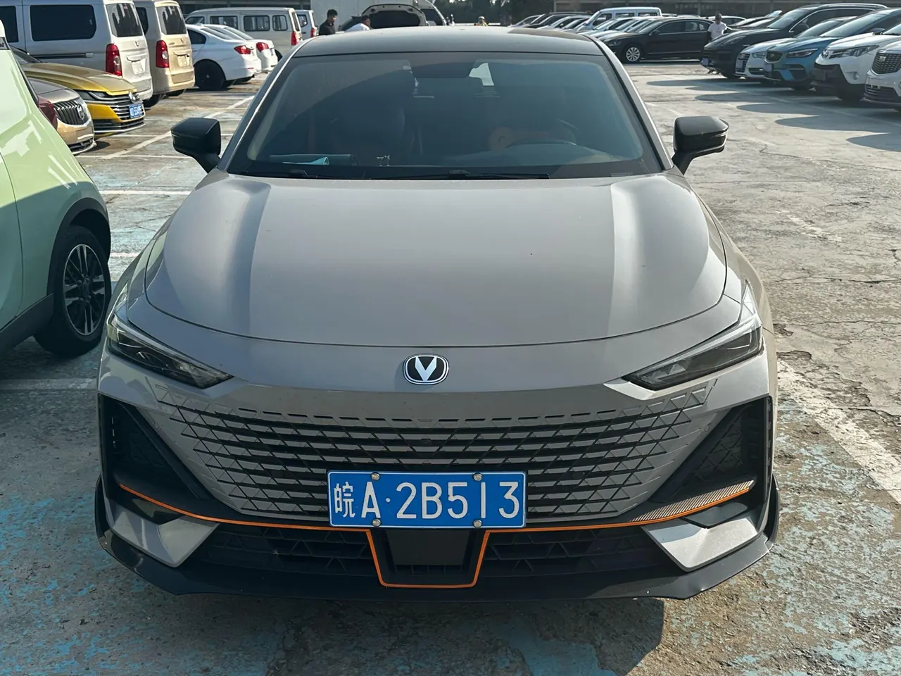 ChangAn 2022 UNI-V 1.5T Sports Edition Automatic 2