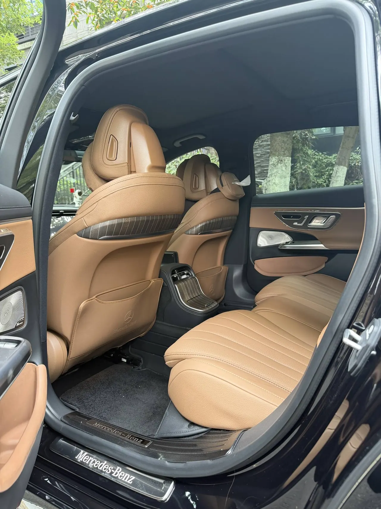 Mercedes Benz E Class 2025 E 300 L 48V 2.0T Luxury Automatic Gear 3