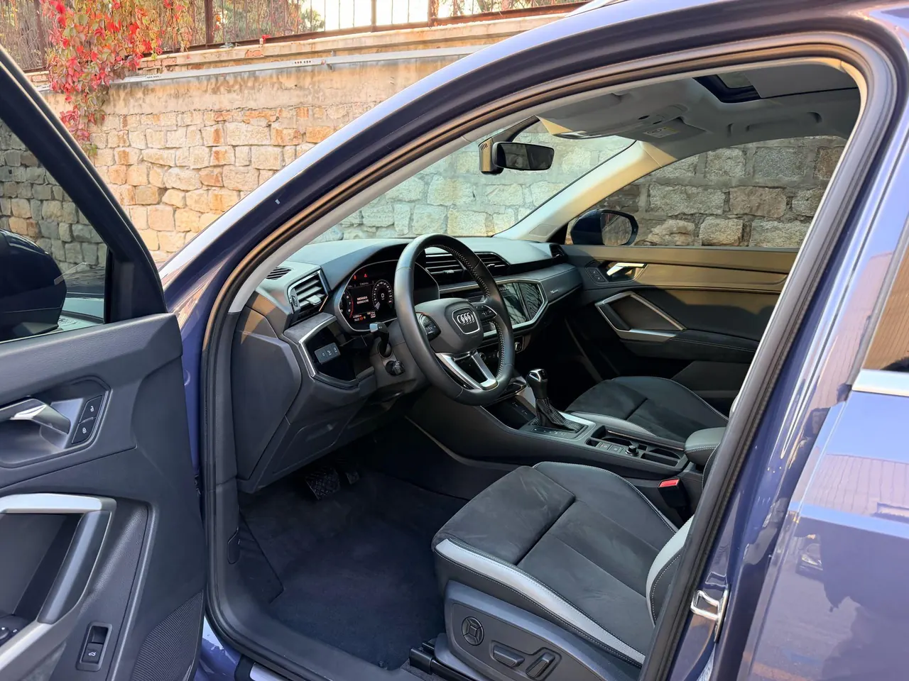 Audi 2021 Q3 1.4TFSI 35TFSI Fashion Elegant Automatic Gear 5