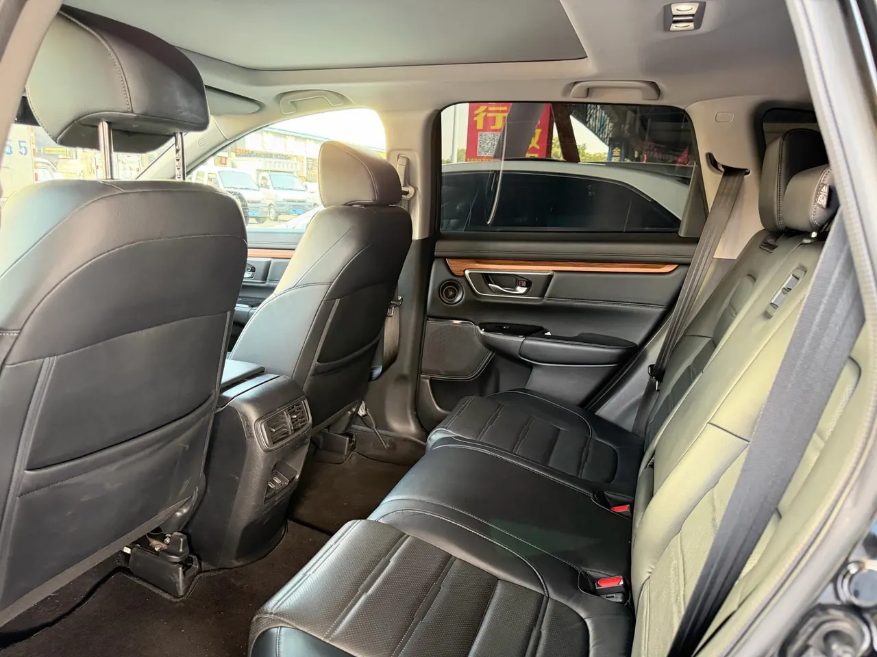 Honda 2021 CR-V 1.5T Stepless 240TURBO Two-Drive Fashion Edition Automatic Gear 4