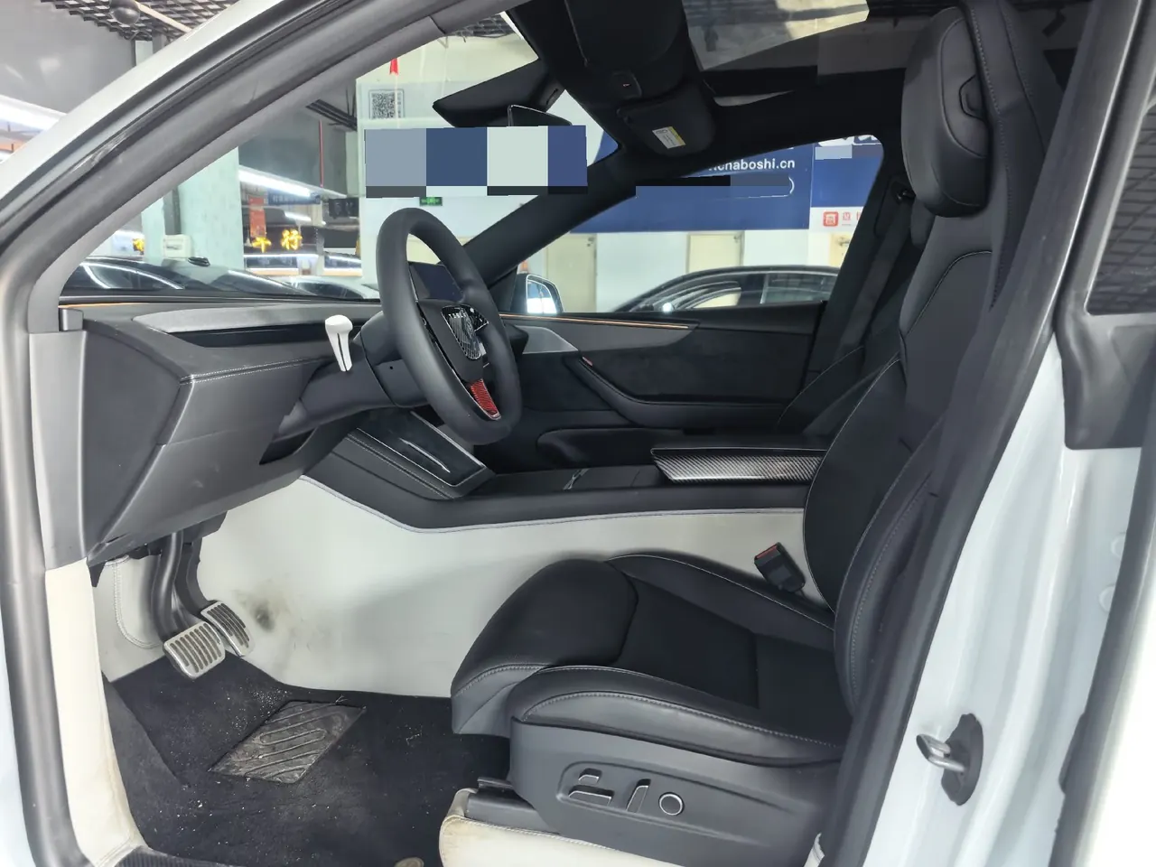 Tesla 2025 Model Y L Long Endurance All-Wheel Drive Automatic Transmission 2