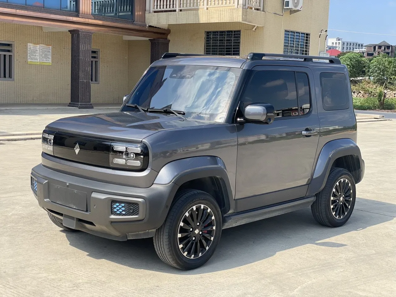 BaoJun 2023 Yueye Extreme Edition Automatic Transmission - View 1