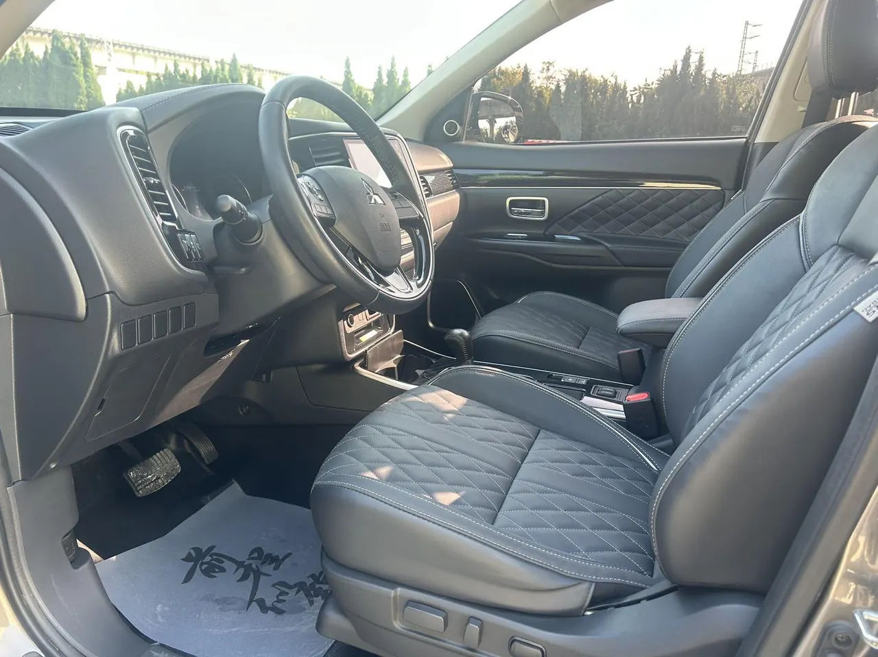 Mitsubishi 2021 Outlander 2.0 Stepless Two-Drive Enjoy Edition 5-seat Automatic Gear 7