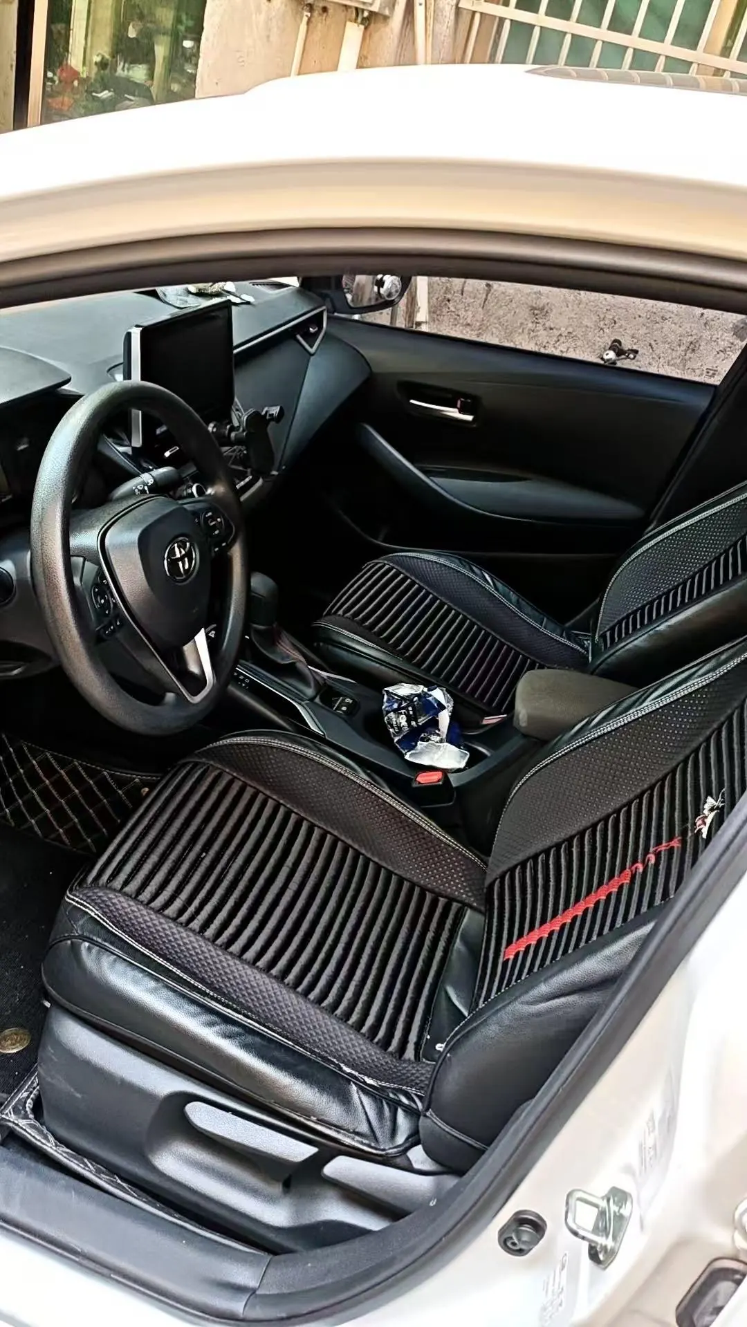 Toyota 2023 corolla 1.2T stepless elite version of automatic gear 4