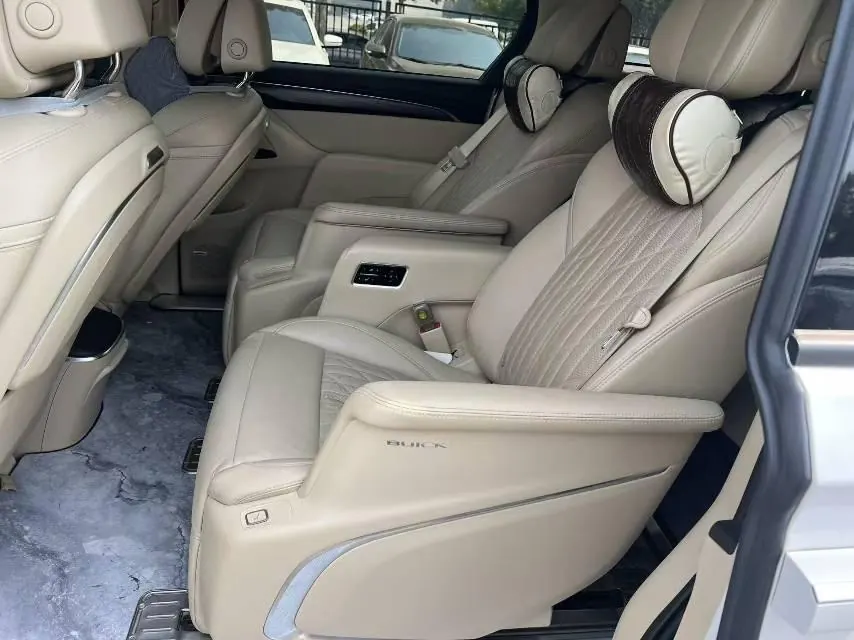 Buick 2023 GL8 ES Lu Zun 48V 2.0T 653T Flagship Automatic Gear 4