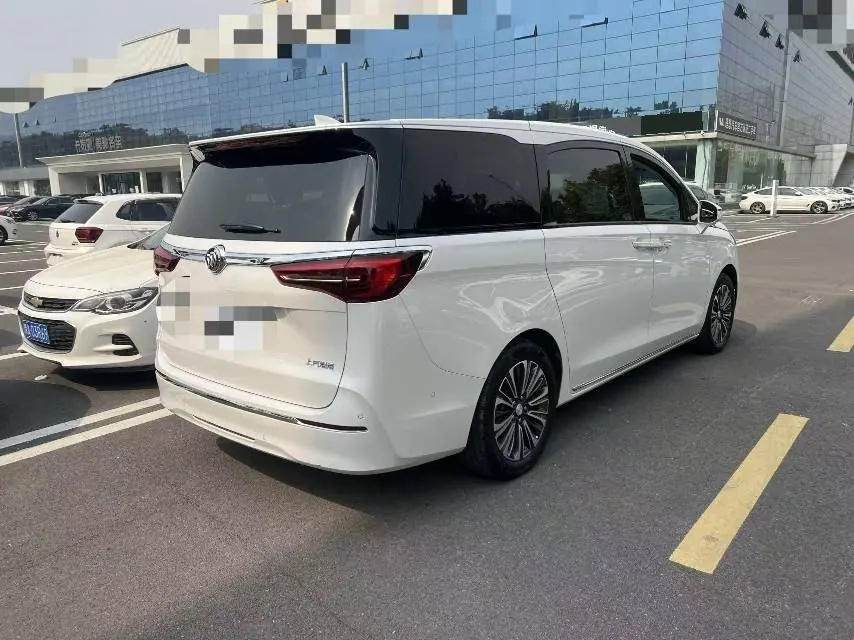 Buick 2023 GL8 ES Lu Zun 48V 2.0T 653T Flagship Automatic Gear 5