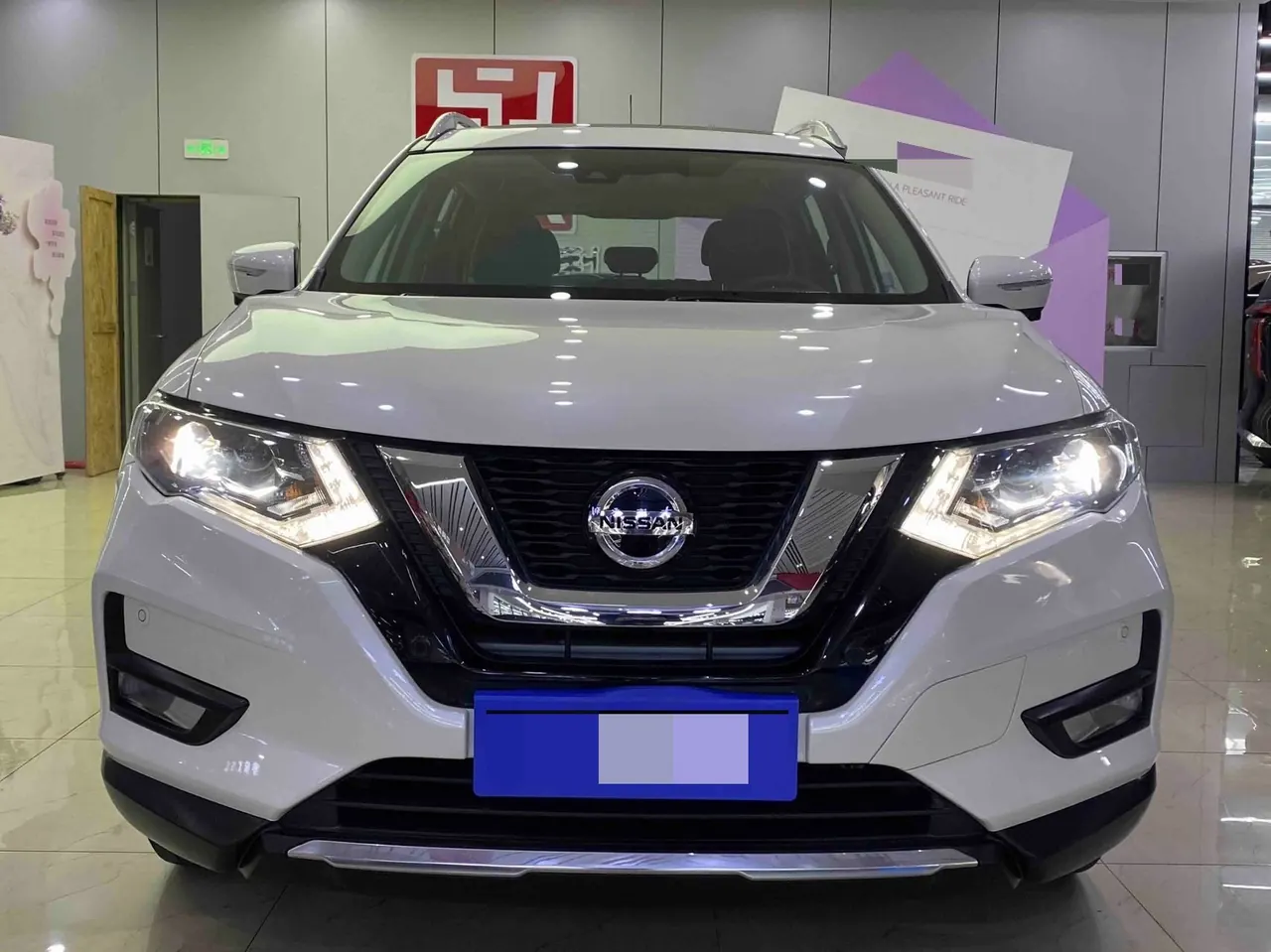 Nissan 2021 Qijun 2.5 stepless XL ITS four-wheel drive luxury pilot version automatic gear 2