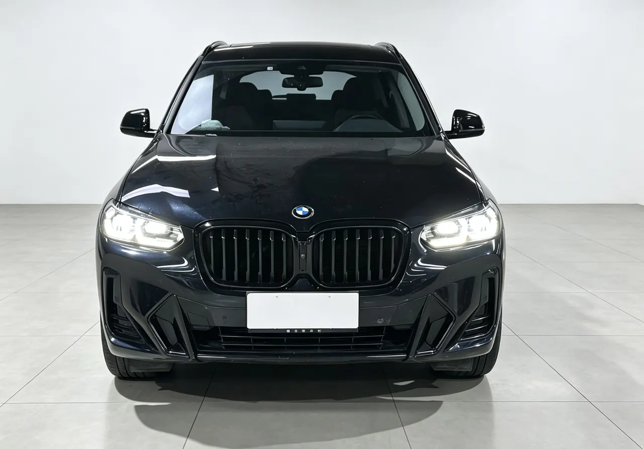 BMW 2023 X3 xDrive30i 2.0T Leading M Obsidian Night Suit Automatic Gear 2