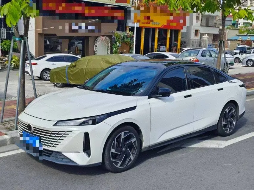 ChangAn 2023 Yida 1.5TGDI Blue Whale NE Flagship Automatic Gear - View 1