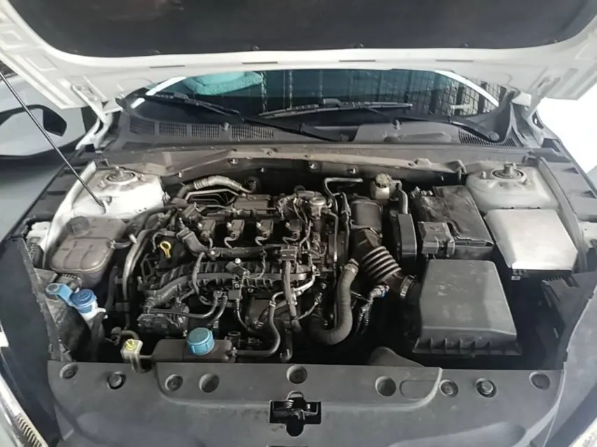 ChangAn 2023 Yida 1.5TGDI Blue Whale NE Flagship Automatic Gear 5