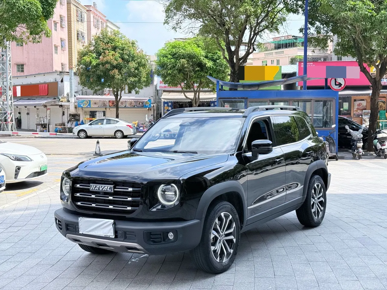 打开图片灯箱:Haval 2022 big dogs 1.5T two-wheel-drive border animal husbandry version automatic gear