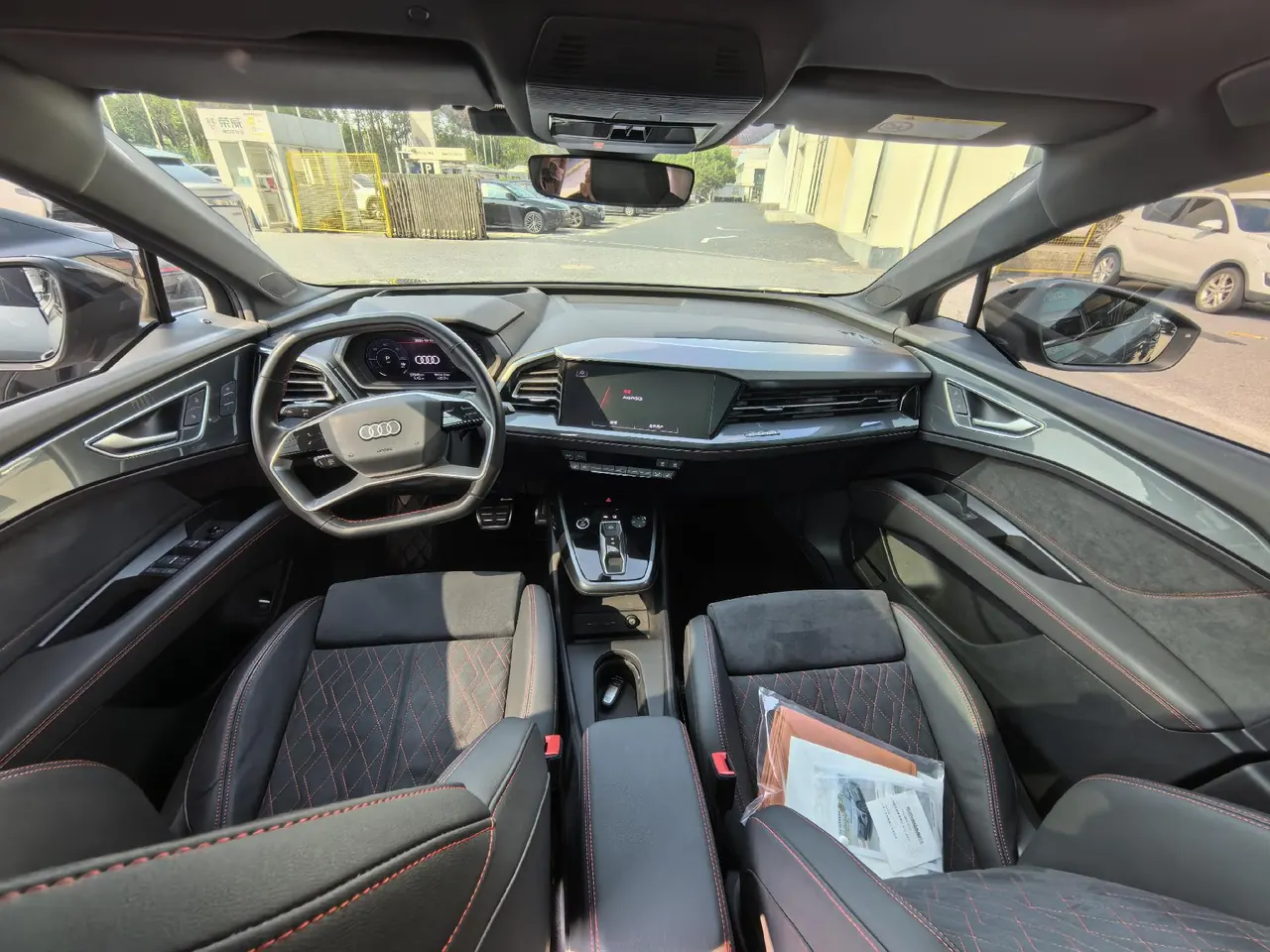 Audi 2022 Q5 e-tron 50 Quattro Edition One Yichuang Collection Edition Automatic Gear 5