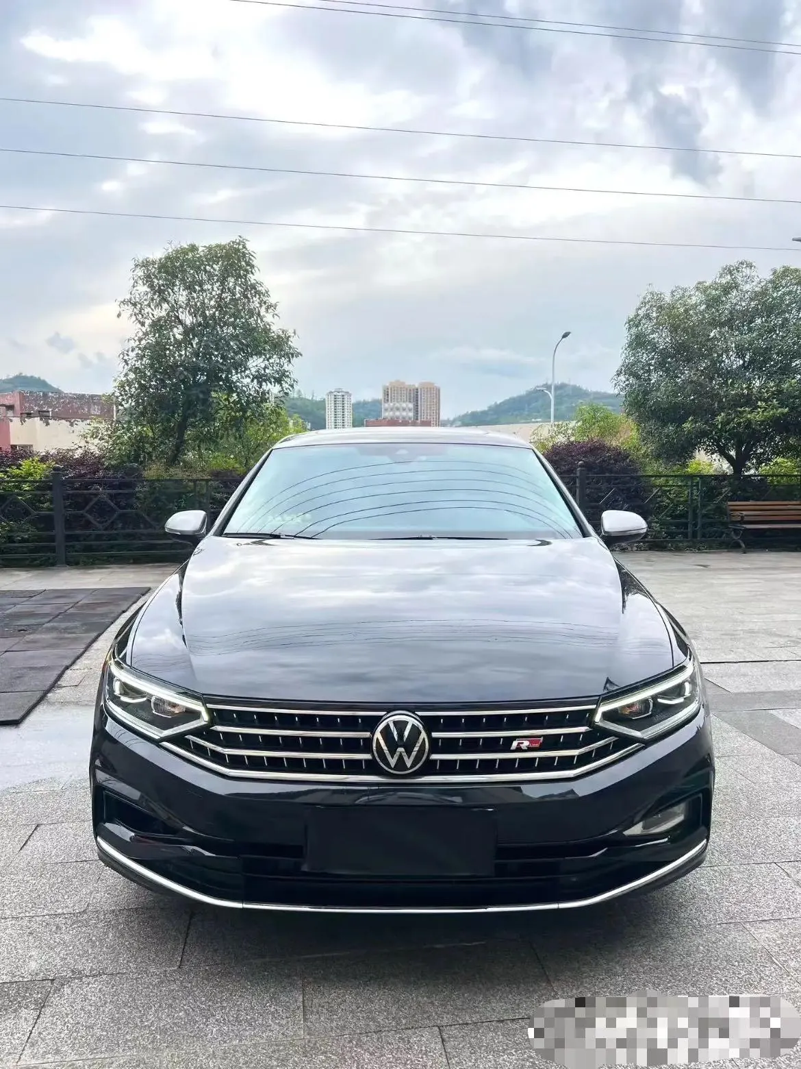 Volkswagen 2023 Magotan 2.0TSI 330TSI 2 million Commemorative Luxury Automatic Gear 2