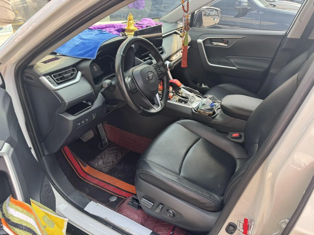 Toyota 2024 RAV4 Rongbo 2.0 Stepless Two-Drive Fashion Edition Automatic Gear 6