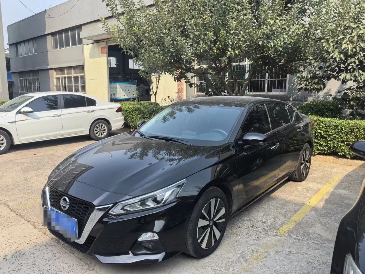 Open image lightbox: Nissan 2021 Teana 2.0 Stepless XL Comfort Edition Automatic Gear