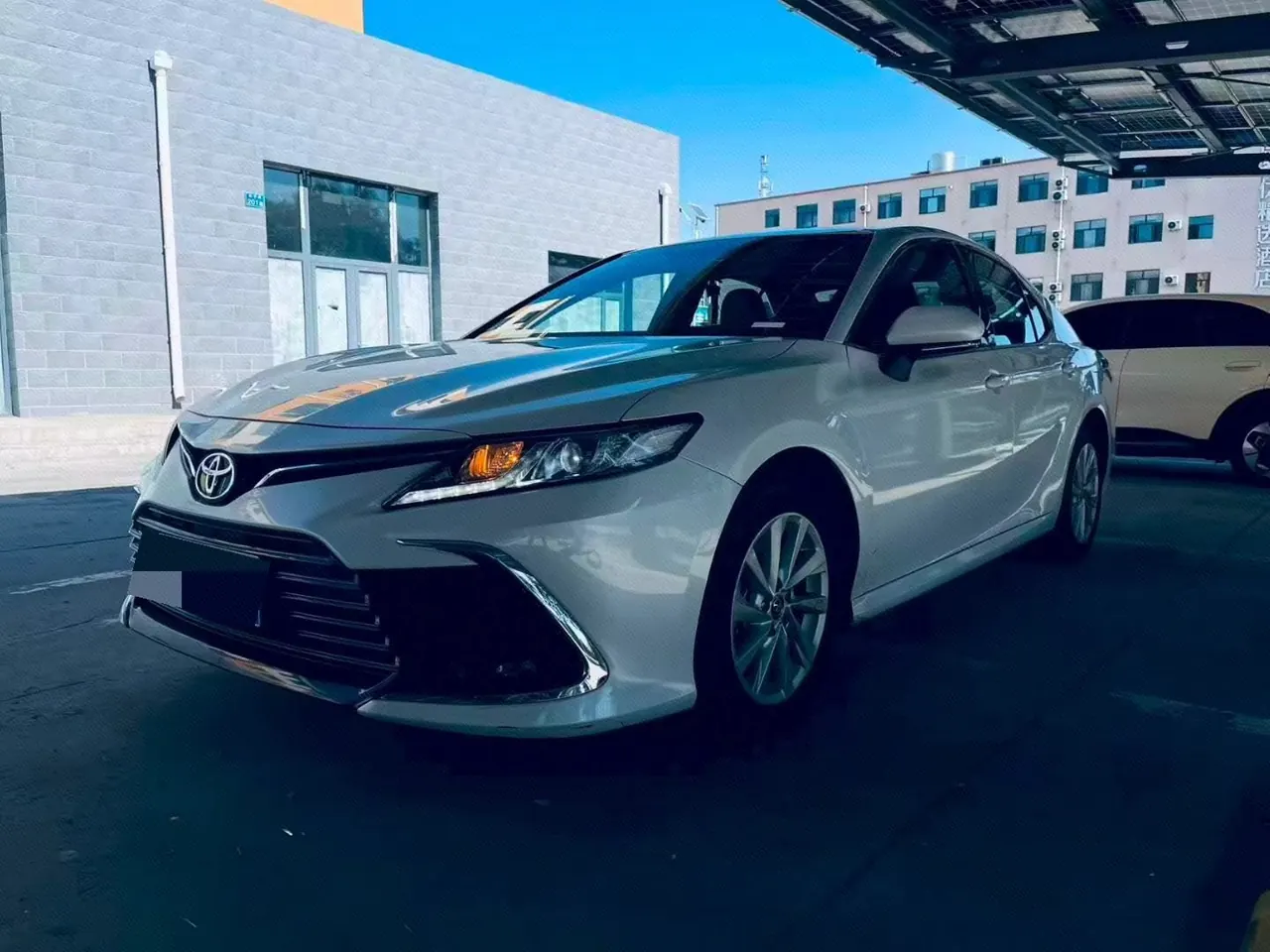 Open image lightbox: Toyota 2021 Camry 2.0G Stepless Deluxe Edition Automatic Gear