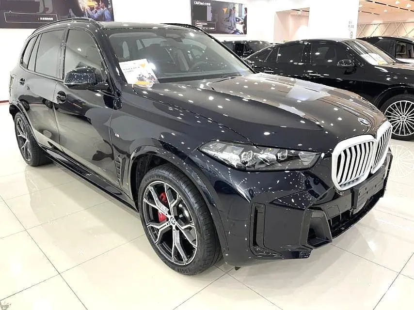 BMW 2026 X5 xDrive30Li 48V 2.0T exclusive m sports obsidian night suit automatic gear 3