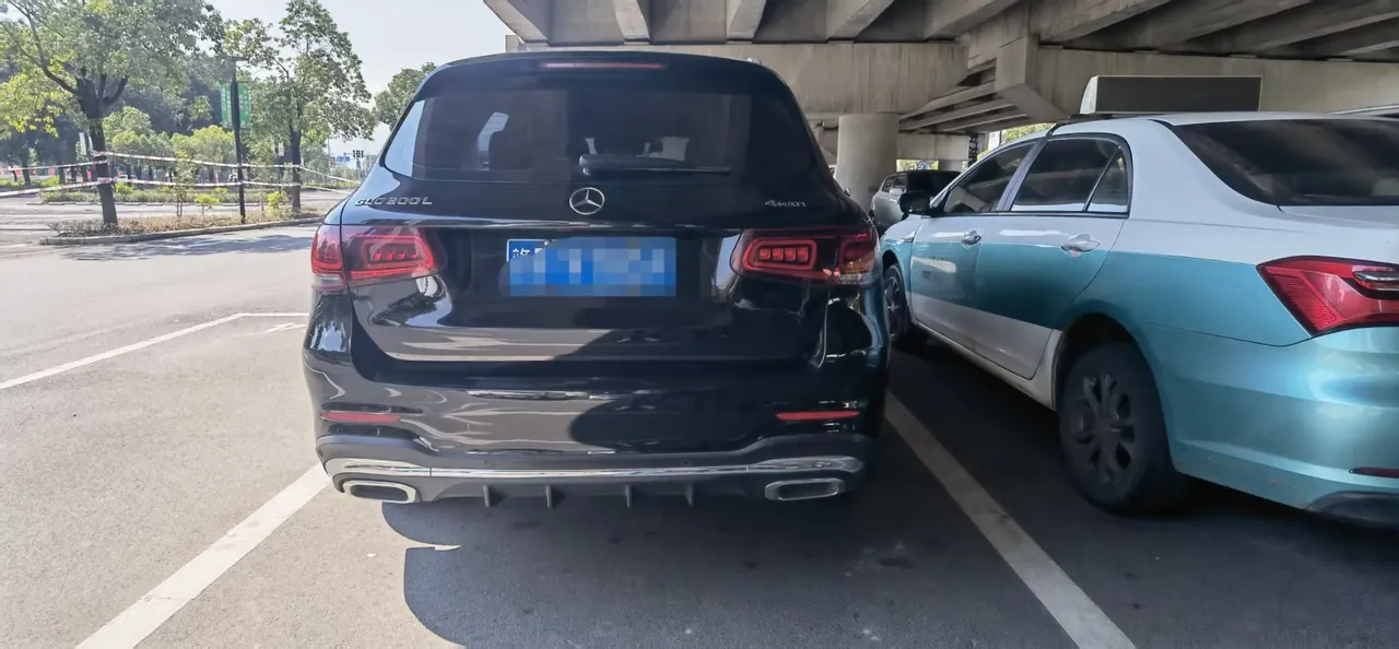 Mercedes Benz 2022 GLC 260 L 4MATIC 2.0T Dynamic (Modified 3) Automatic 2