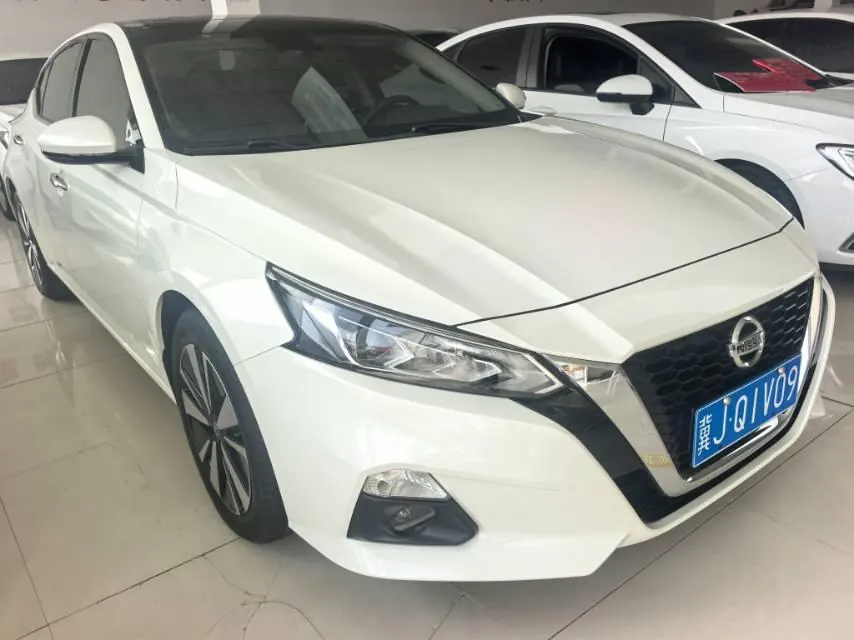 Nissan 2021 Teana 2.0 Stepless XL Comfort Edition Automatic Gear 3
