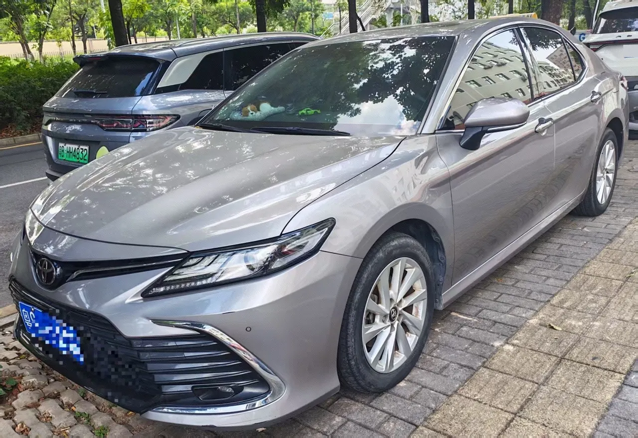 Open image lightbox: Toyota 2021 Camry 2.0G Stepless Deluxe Edition Automatic Gear