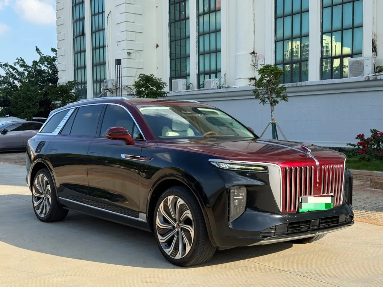 HongQi 2021 E-HS9 flag, collar 4 automatic gear 3