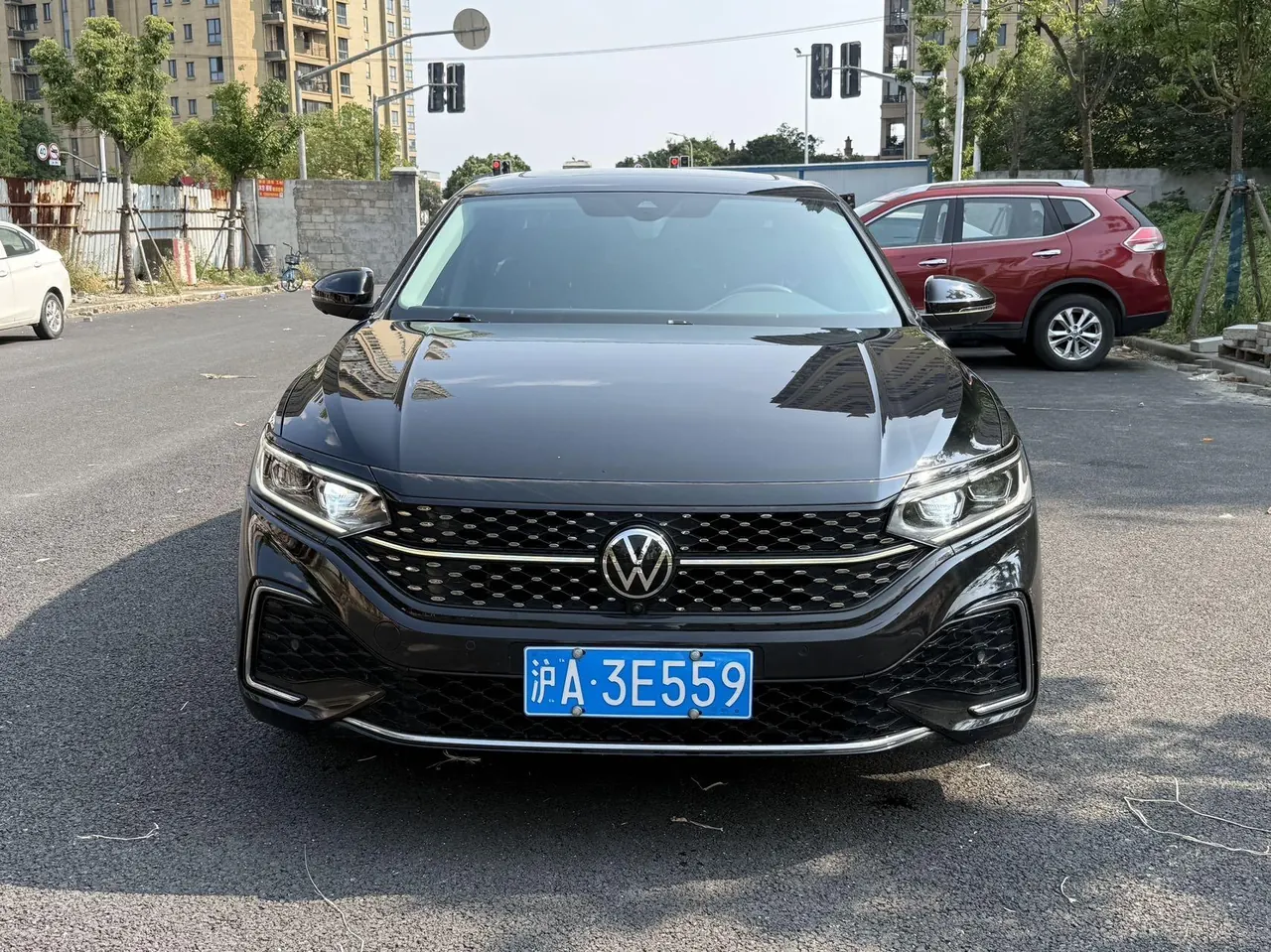 Volkswagen 2022 Passat 2.0TSI 330TSI Star Premium Edition Automatic Gear 2