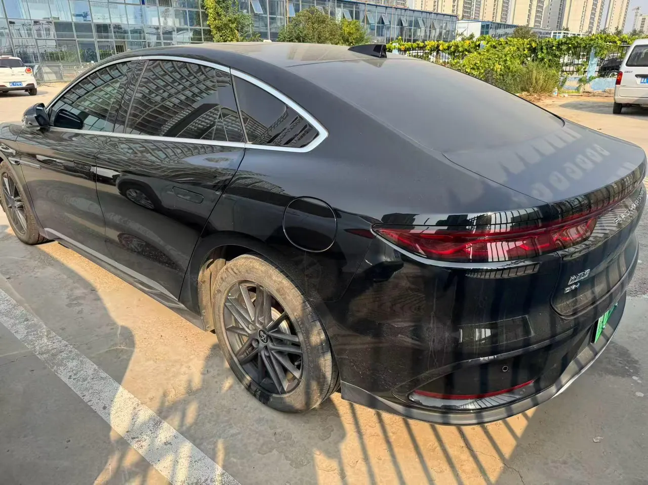 BYD 2025 Han DM-i 1.5T stepless smart driving version 245KM noble automatic gear 8