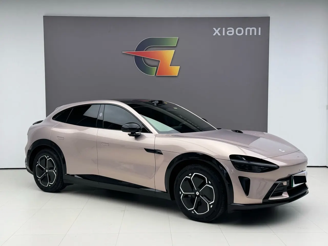 MI 2025 YU7 Long Endurance Four-wheel Drive Pro Edition Automatic Gear 4