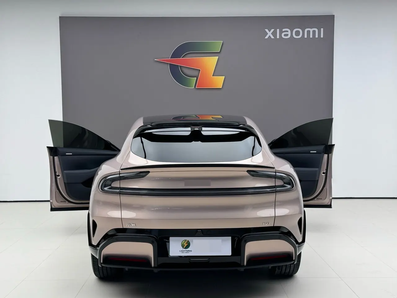 MI 2025 YU7 Long Endurance Four-wheel Drive Pro Edition Automatic Gear 7