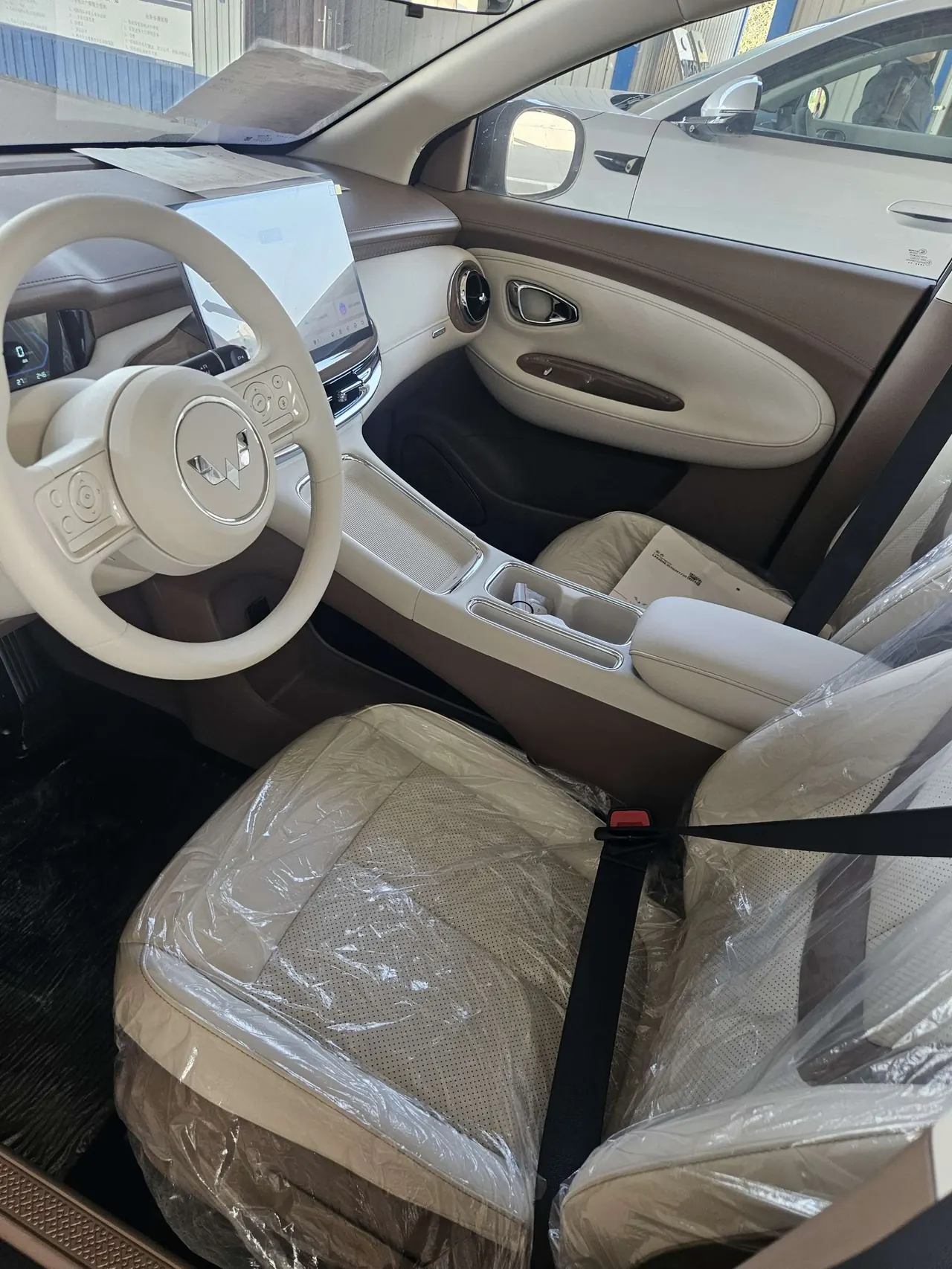 WuLing 2026 Plantronics Pro 330km Enjoy Automatic Gear 6