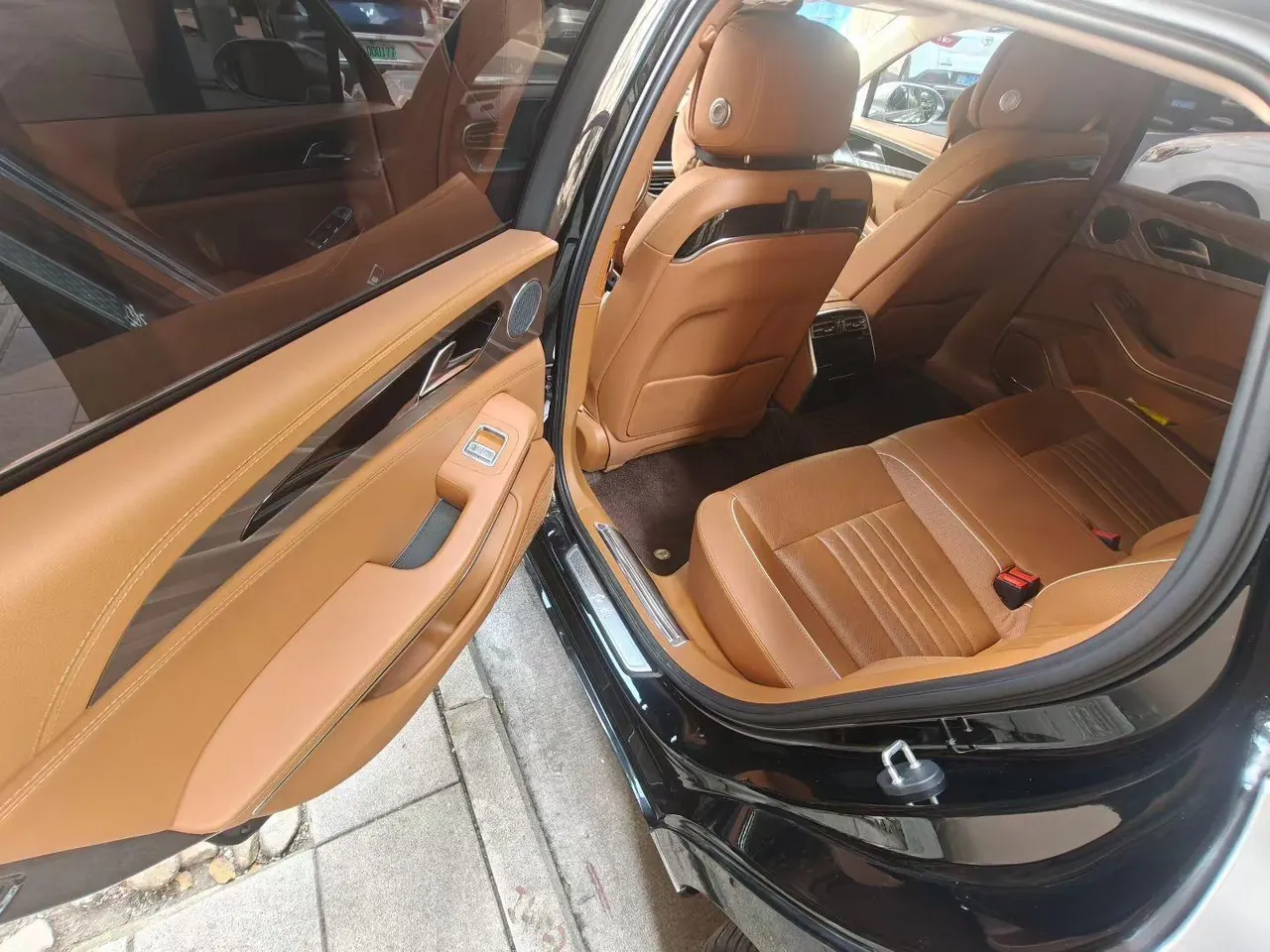 HongQi 2022 H9 48V 2.0T Zhilian Flag Edition Automatic Gear 6