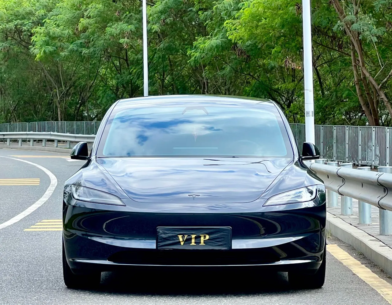Tesla 2025 Model 3 rear-wheel drive version of automatic transmission 2