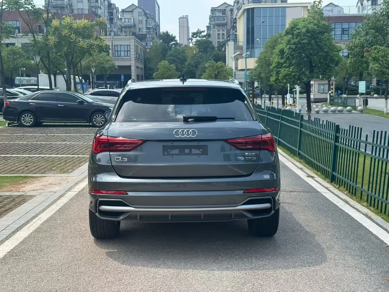 Audi 2022 Q3 1.4TFSI 35TFSI Fashion Dynamic Automatic 4