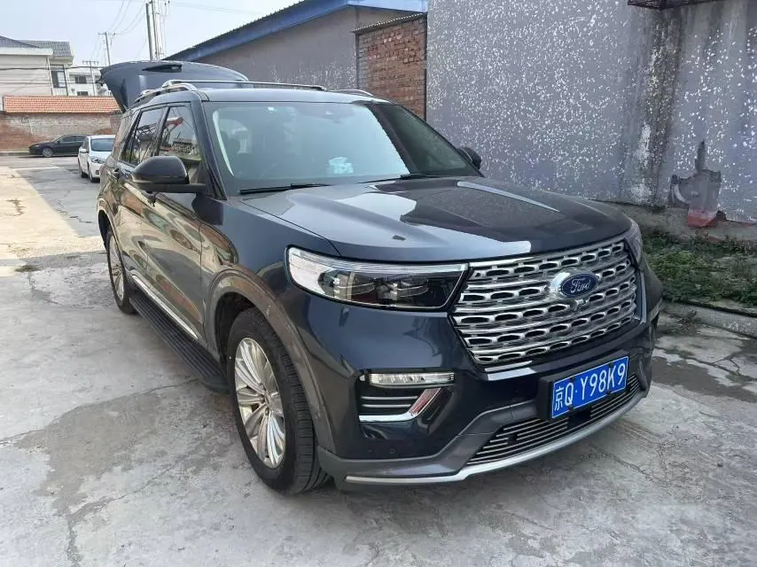 Ford 2020 Explorer 2.3T EcoBoost 285 Four-wheel Drive Titanium Edition 7-seat Automatic Gear 2