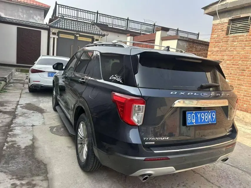 Ford 2020 Explorer 2.3T EcoBoost 285 Four-wheel Drive Titanium Edition 7-seat Automatic Gear 4