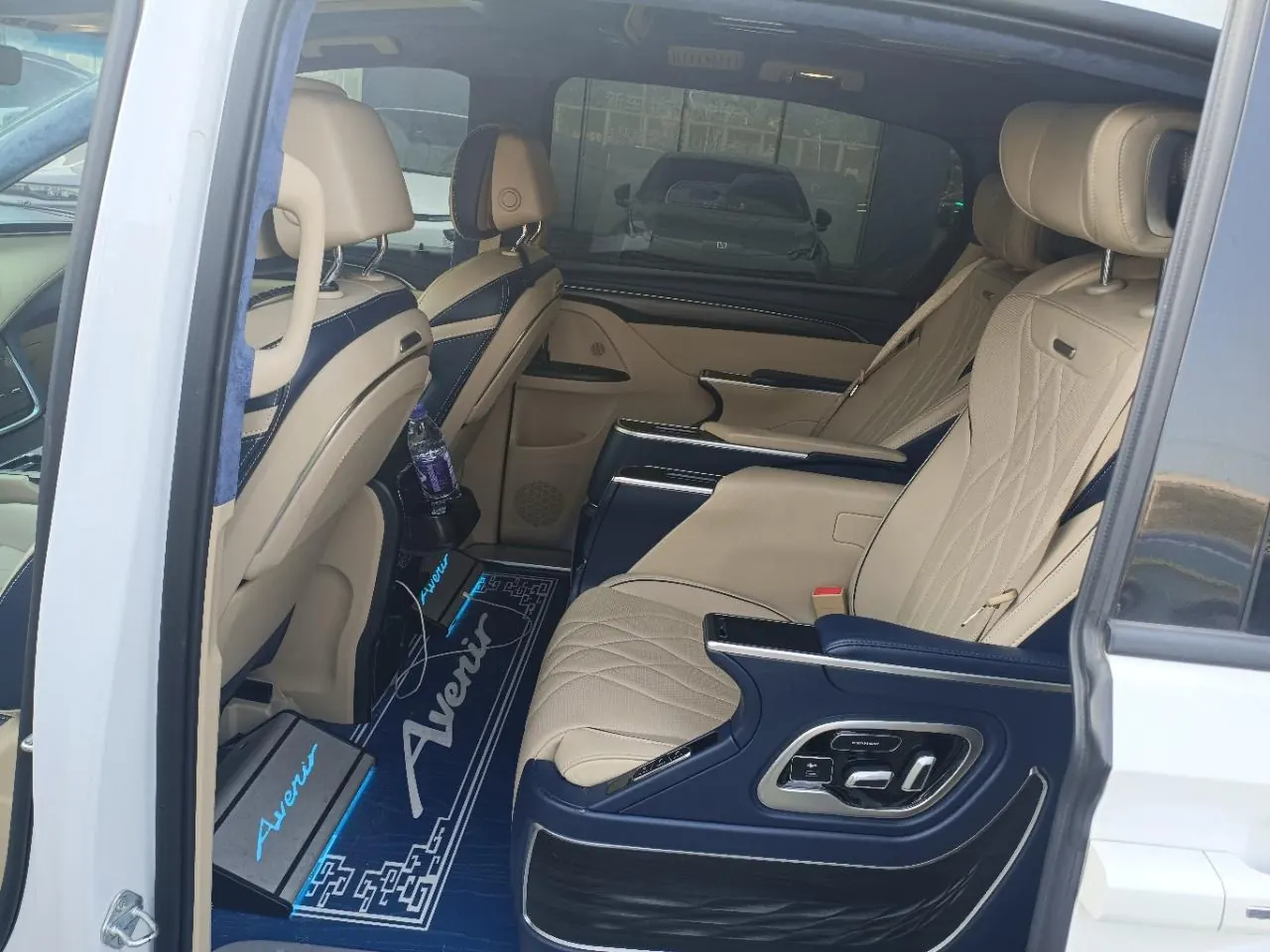 Buick 2022 GL8 ES Lu Zun 2.0T 653T Exclusive Automatic Gear 2