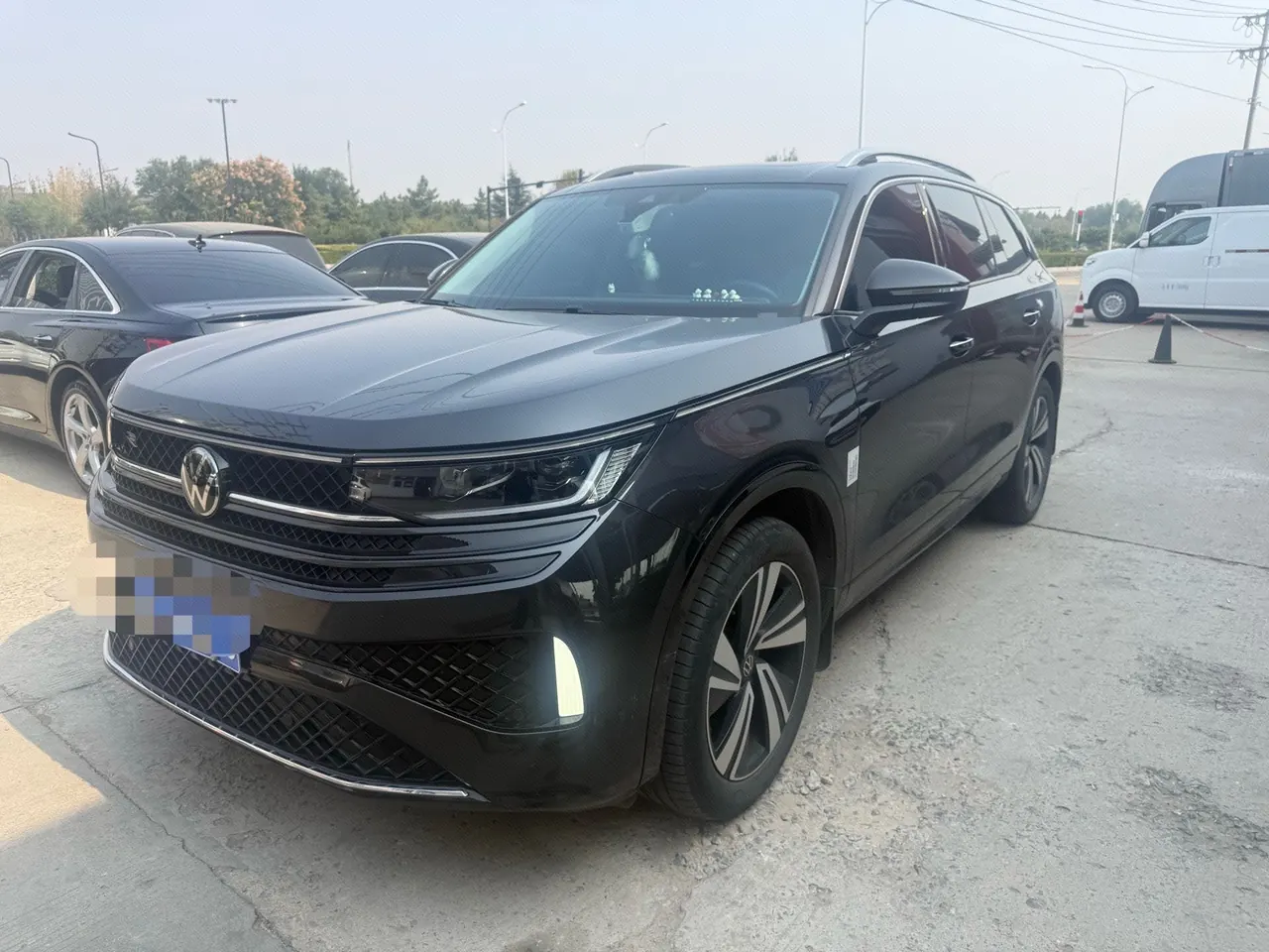 Open image lightbox: Volkswagen 2023 model tour R-Line 2.0TSI 380TSI four-wheel drive parade version automatic gear