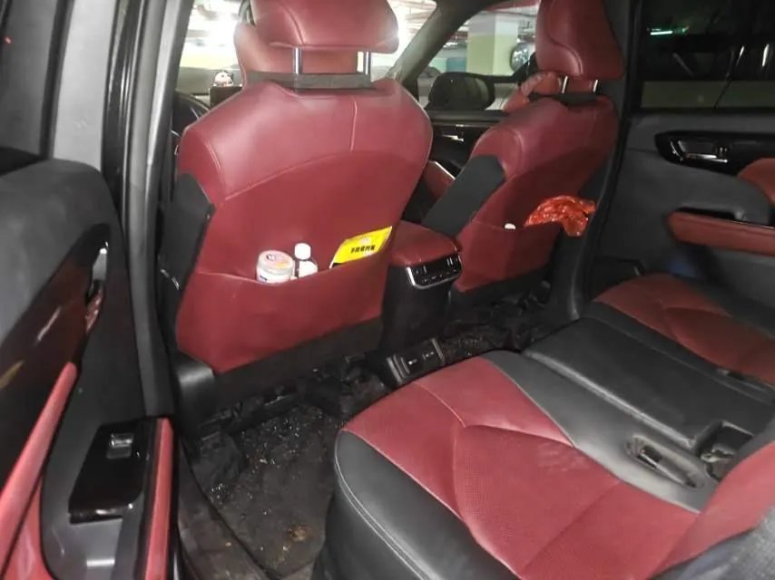 Toyota 2022 Crown Land Release 2.5 Stepless Four-wheel Drive Flagship Automatic Gear 6
