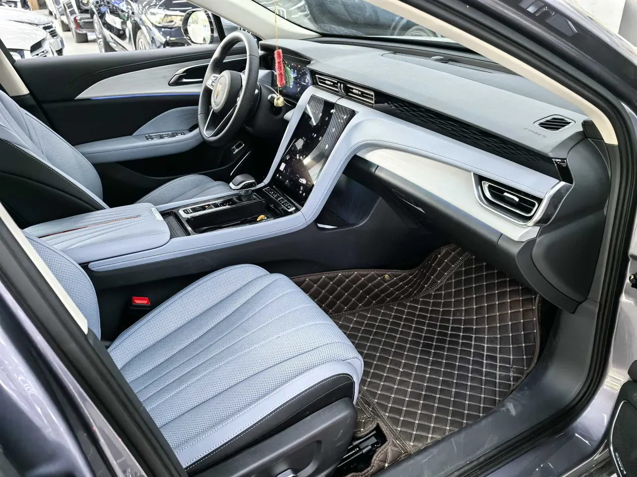 HongQi 2025 H5 PHEV 1.5T 170 Super Hybrid Automatic Gear 10