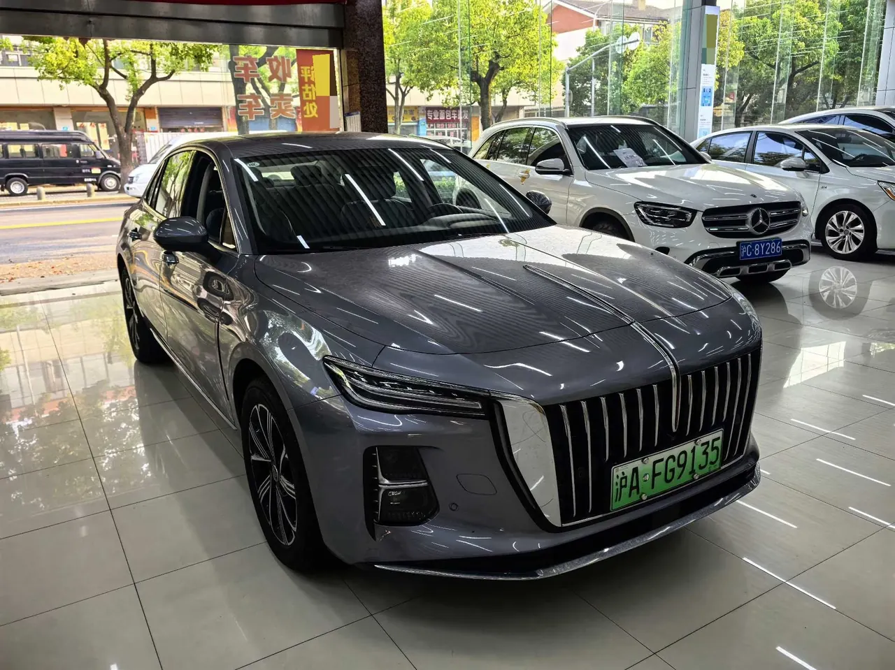 HongQi 2025 H5 PHEV 1.5T 170 Super Hybrid Automatic Gear 3