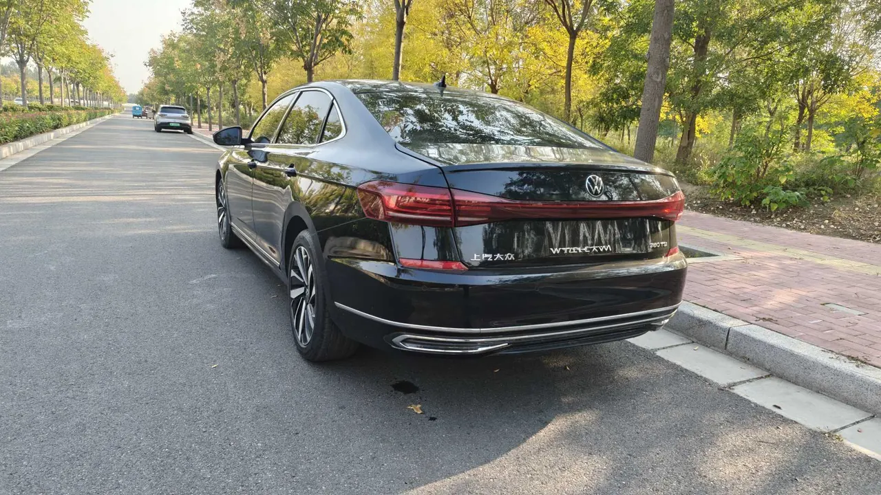 Volkswagen 2025 Passat 2.0TSI 380TSI Subut Longteng Edition Automatic Gear 4