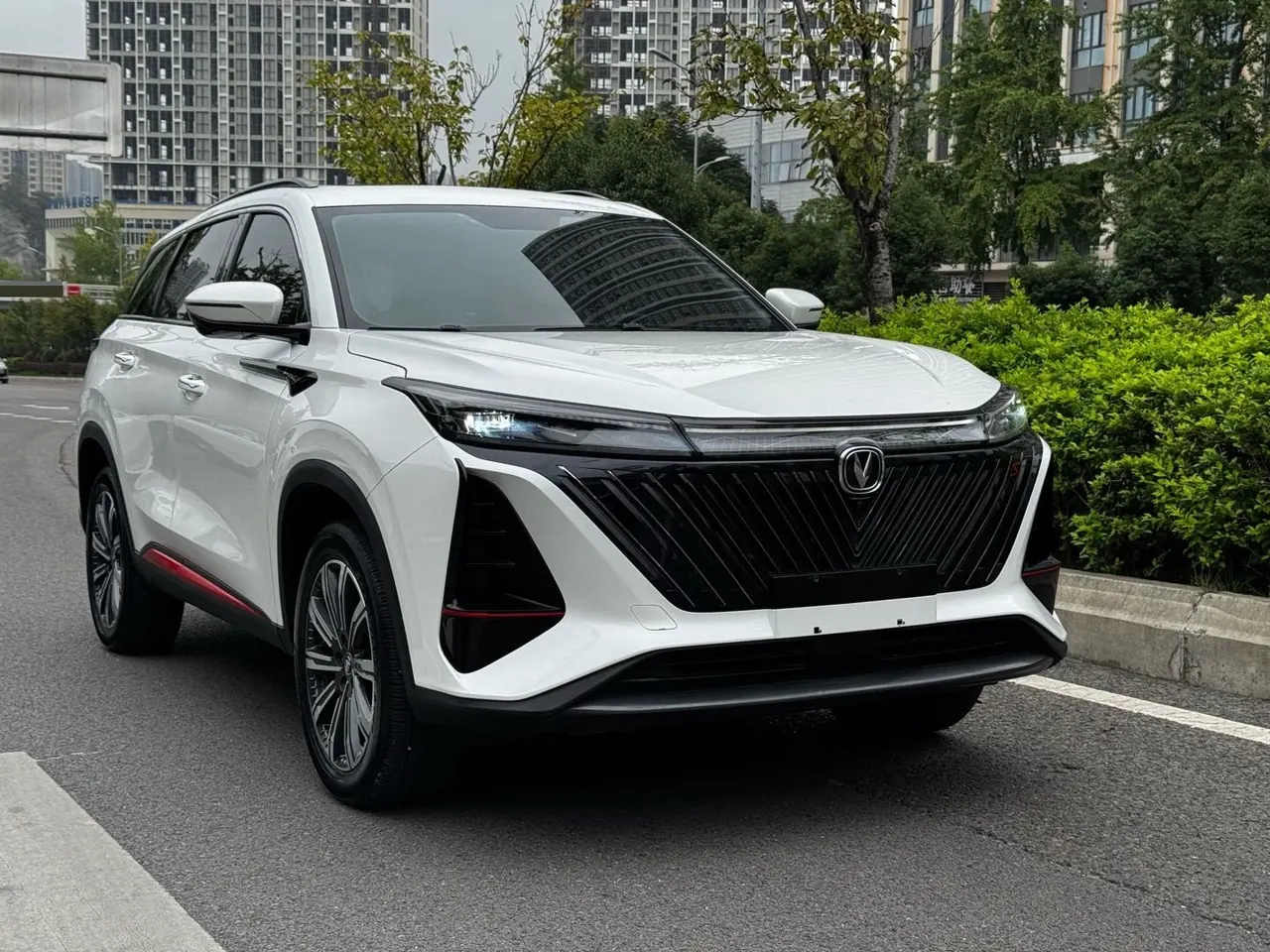 ChangAn 2022 CS75 PLUS 2.0T Honorable Automatic Gear 3