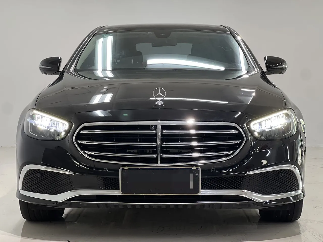 Mercedes Benz E Class 2022 E 300 L 2.0T Fashion (Change 3) Automatic Gear 2