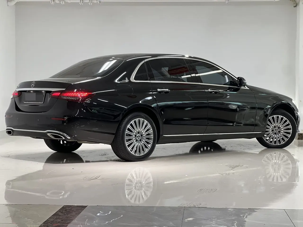 Mercedes Benz E Class 2022 E 300 L 2.0T Fashion (Change 3) Automatic Gear 8