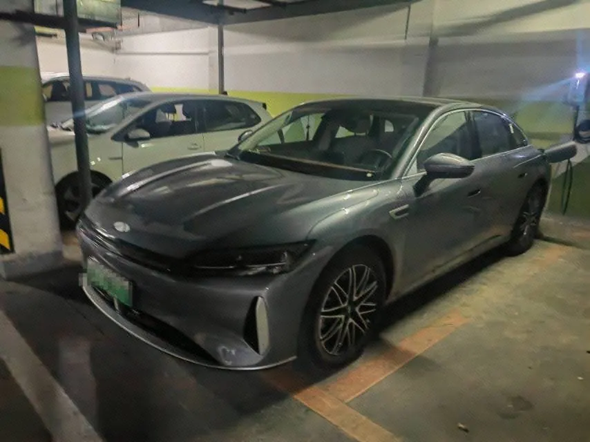 Chery 2025 Fengyun A9L 1.5T 260 Long Endurance Premium Edition Automatic Gear - View 1