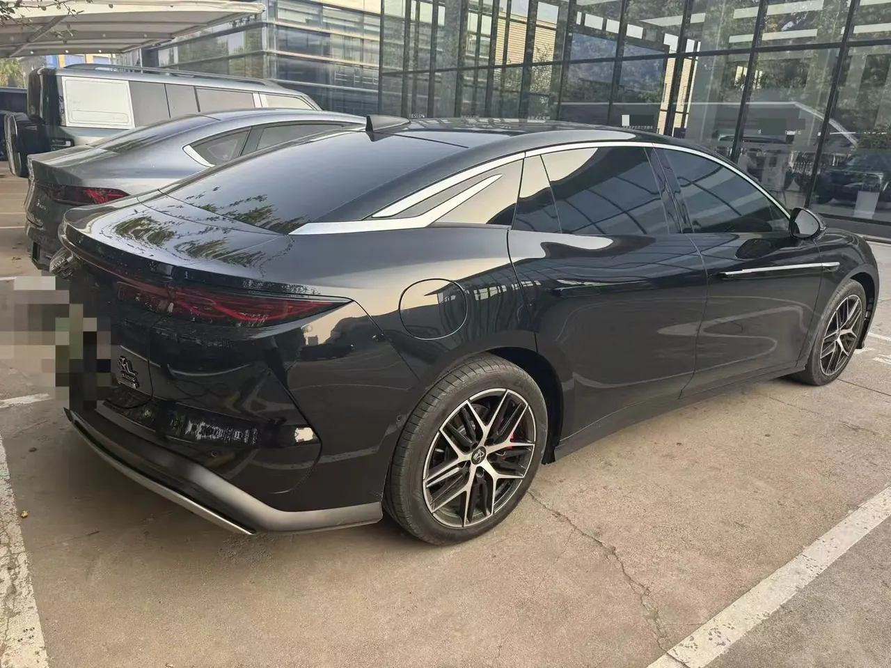 BYD 2025 Han L DM-p 1.5T Stepless Four-wheel Drive Laser Radar Flagship Automatic Gear 4