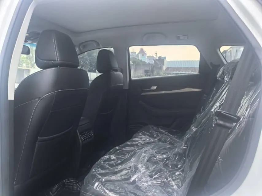 Jetour 2025 X70 1.5T Classic 5-seat Automatic Gear 4