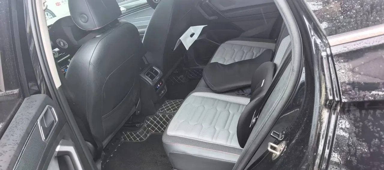 Volkswagen 2022 Tiguan X 2.0TSI 330TSI Two-Drive Ultimate Automatic Gear 3