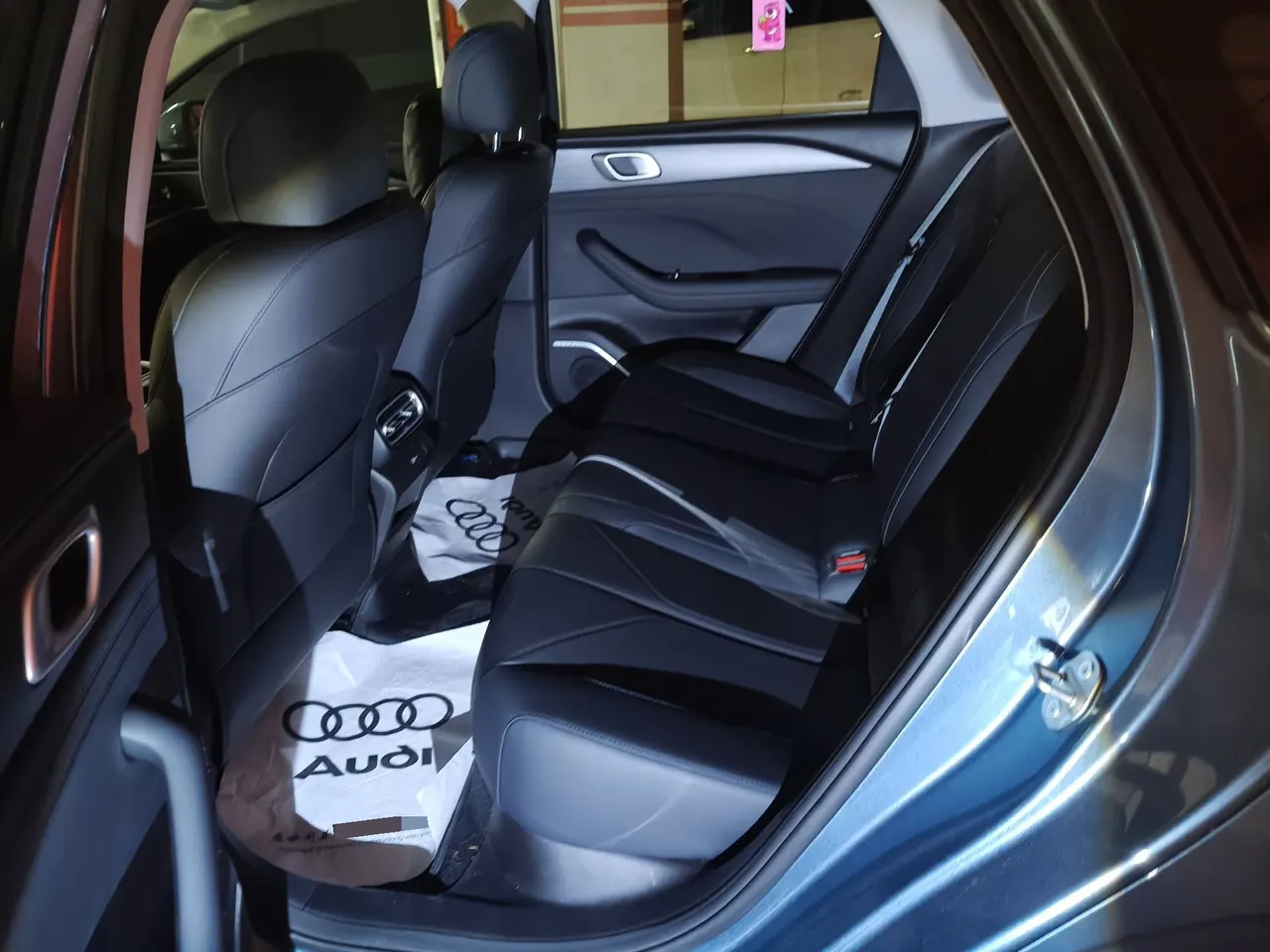 Geely Galaxy 2025 xingyao 6 EM-i 1.5 125km free version automatic gear 5